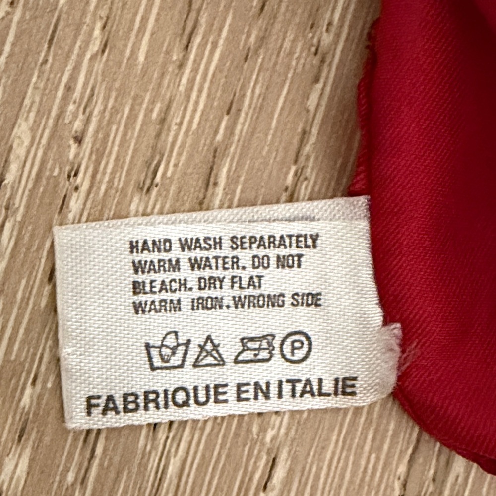 Italian Elegant Red and Blue Floral Scarf - Picture 3 of 4